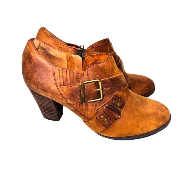 Clark “Heath Woodlark” Brown Distressed Leather Stacked Heel Ankle Booties 9M - Picture 1 of 12